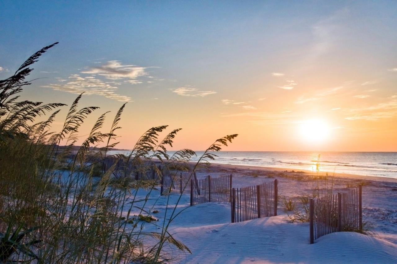 Stunning Views!!-Oceanfront Villa-Heated Pool-Private Balcony-Tiki Bar-Walk To Coligny Plaza Хилтон-Хед-Айленд Экстерьер фото